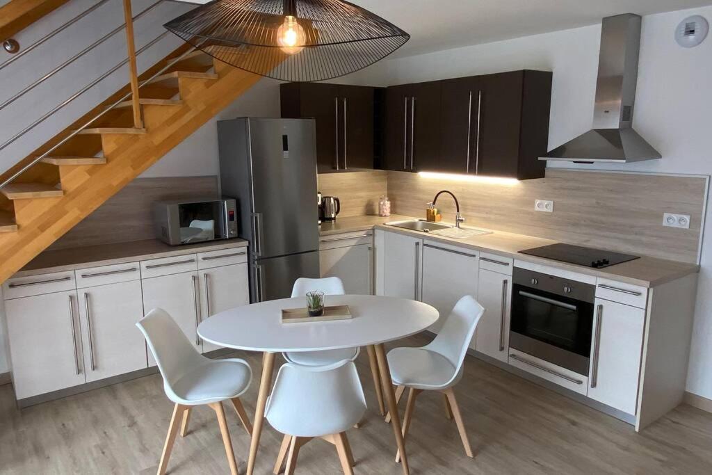 Appartement Maison En Duplex 80M² Jardin Terrasse Saint-Julien-les-Villas Екстер'єр фото
